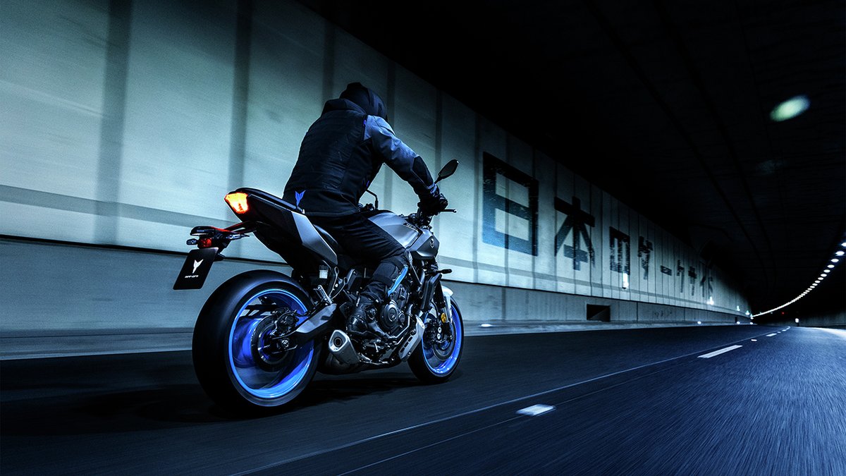 バロン様 ナイトロンのスーパースポーツ専用リアショックアブソーバー「RACE PRO