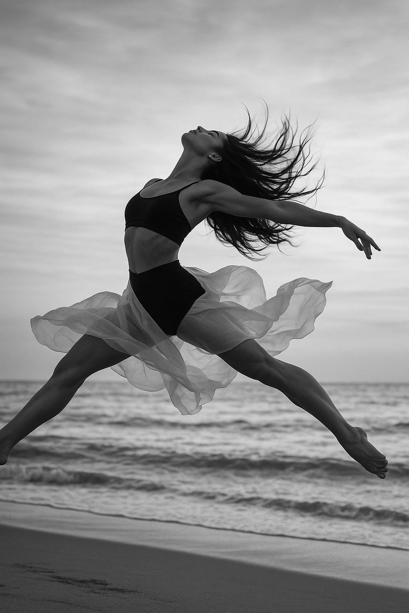 curre_ch's tweet photo. Run towards your destiny with poetry... CURRE
https://t.co/DkZHwZgc7U 
#running #activelife #modernart #vieactive #vivre #sports #sportslover #sportlifestyle #curre #curresuisse #curresport #run #gym #fitness #FitnessForGood #fitnessaddict https://t.co/p3pVeJmoz0