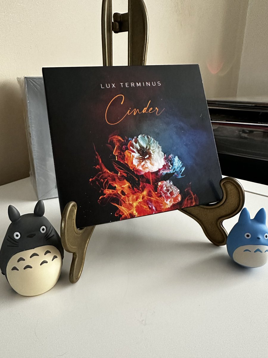 Now Spinning 
Lux Terminus : Cinder 
Terrific and refreshing keyboard led PROG, with many textures and flavours. 10/10