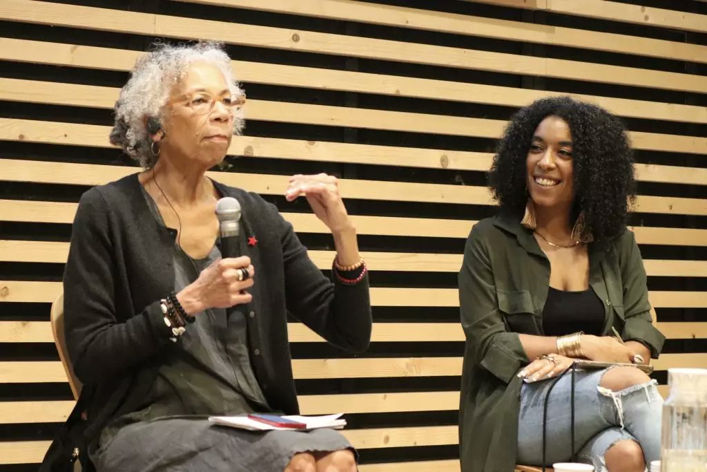 ICIP (@icipeace) on Twitter photo 🗣️Ruth Wilson Gilmore reflexiona a Barcelona sobre l’abolicionisme com a camí cap a la justícia transformadora.
Ha participat en dues converses coorganitzades per l'ICIP, a la <a href="/LiteralBCN/">Fira Literal</a> i a #LaModel icip.cat/ca/ruth-wilson… 🗣️Ruth Wilson Gilmore reflexiona a Barcelona sobre l’abolicionisme com a camí cap a la justícia transformadora.
Ha participat en dues converses coorganitzades per l'ICIP, a la <a href="/LiteralBCN/">Fira Literal</a> i a #LaModel icip.cat/ca/ruth-wilson…