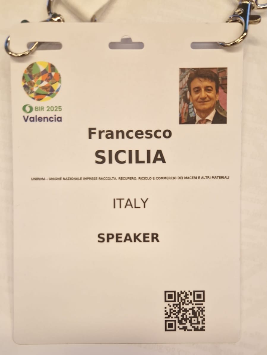 ♻È in corso a Valencia la BIR World Recycling Convention &amp; Exhibition, la Convention mondiale sul #riciclo del Bureau of International Recycling (BIR). 

Per UNIRIMA presente il Direttore Generale, Ing. Francesco Sicilia, intervenuto al convegno della Paper Division Session.