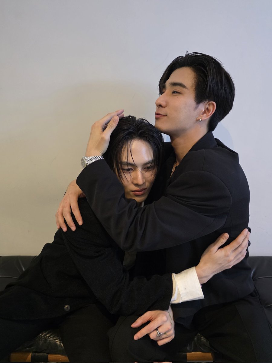 jnnrrs's tweet image. สยบข่าวลือ

PERTHSANTA PRESSTOUR
#PerthSantaFancon