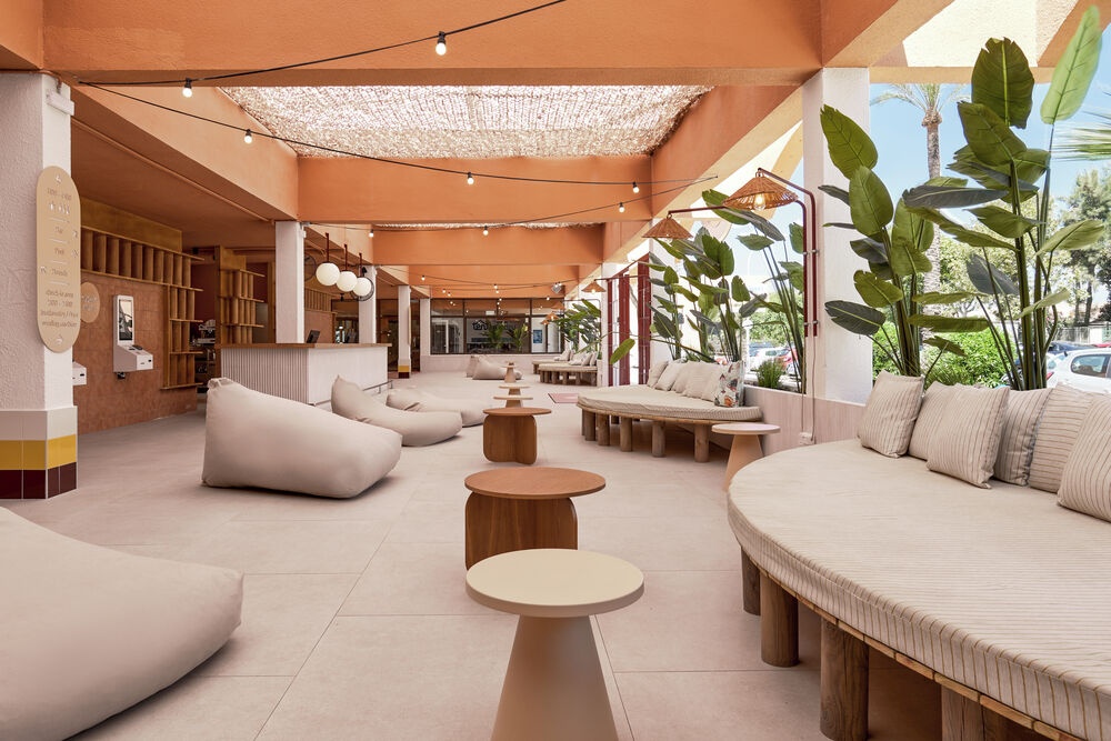 ☀️ Majorca in June from £649pp!

🛏️ Suite stay at tent Calvia Beach
📅 13th June | 7 nights
✈️ London Stansted
🌊 500m to the beach
🍳 Bed &amp; Breakfast

#Jet2holidays #MajorcaDeals #HashtagTravel