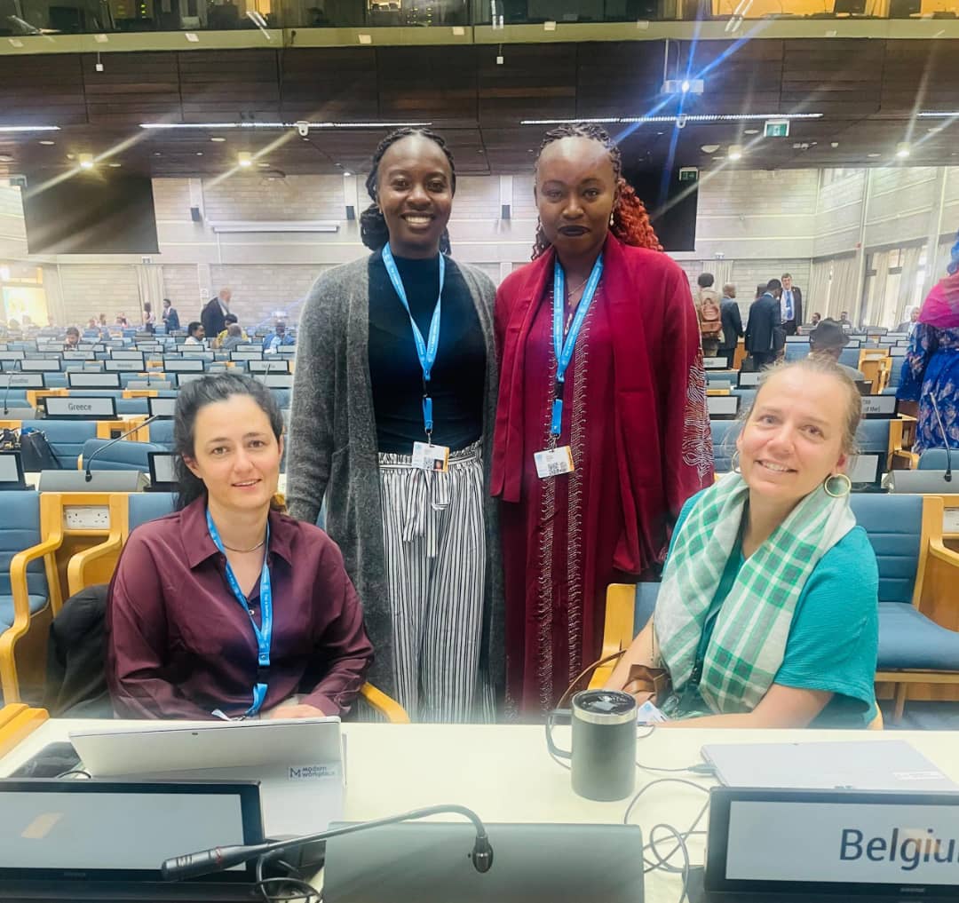 HabitatDefend's tweet image. 🌍 Habitat Defenders Africa is at #UNHabitatAssembly in Nairobi!

Led by Maureen Moragwa, we’re ensuring the voices of women habitat defenders are heard!

These women lead the fight for land rights, climate protection &amp;amp; just urban futures in informal settlements.

#OECPR #UrbanJu