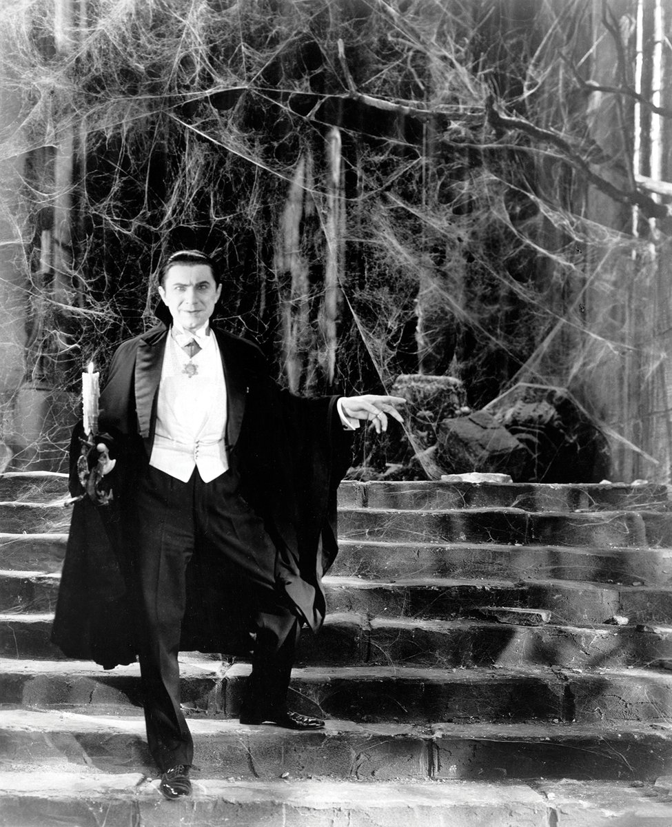 DracSoc's tweet image. World Dracula Day  - celebrated each year on on 26 May
which is the date in 1897 that Bram Stoker&apos;s immortal Count first appeared in print.