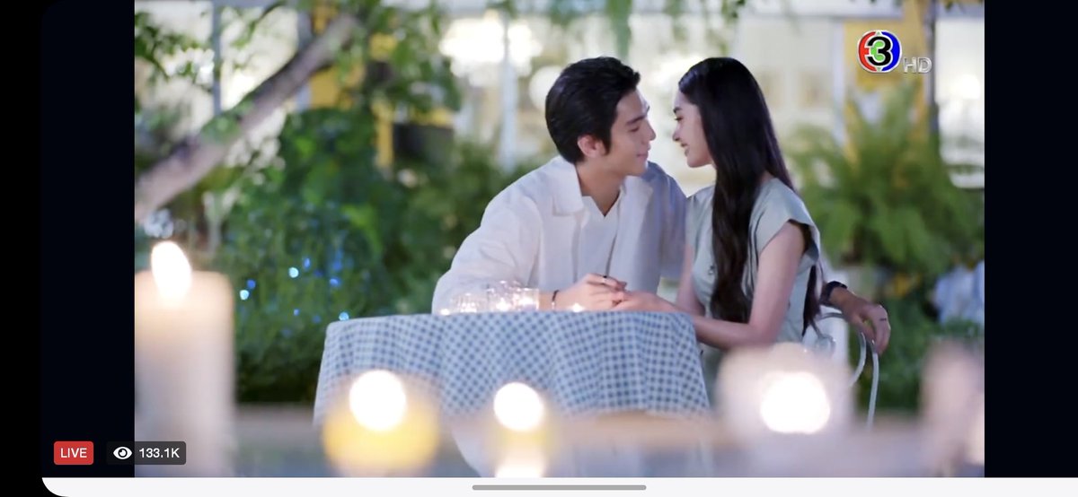 Namappper56's tweet photo. นี่แหละถ้าไม่ตะวับลับฟ้าก็จะไม่แสงสว่างของดวงดาว
#เมื่อตะวันลับฟ้าep19 #เมื่อตะวันลับฟ้าตอนจบ #เมื่อตะวันลับฟ้าก็จะเป็นเวลาของดวงดาว #untilthesunmeetsthestarxmintranch https://t.co/ikiCQWuSaR