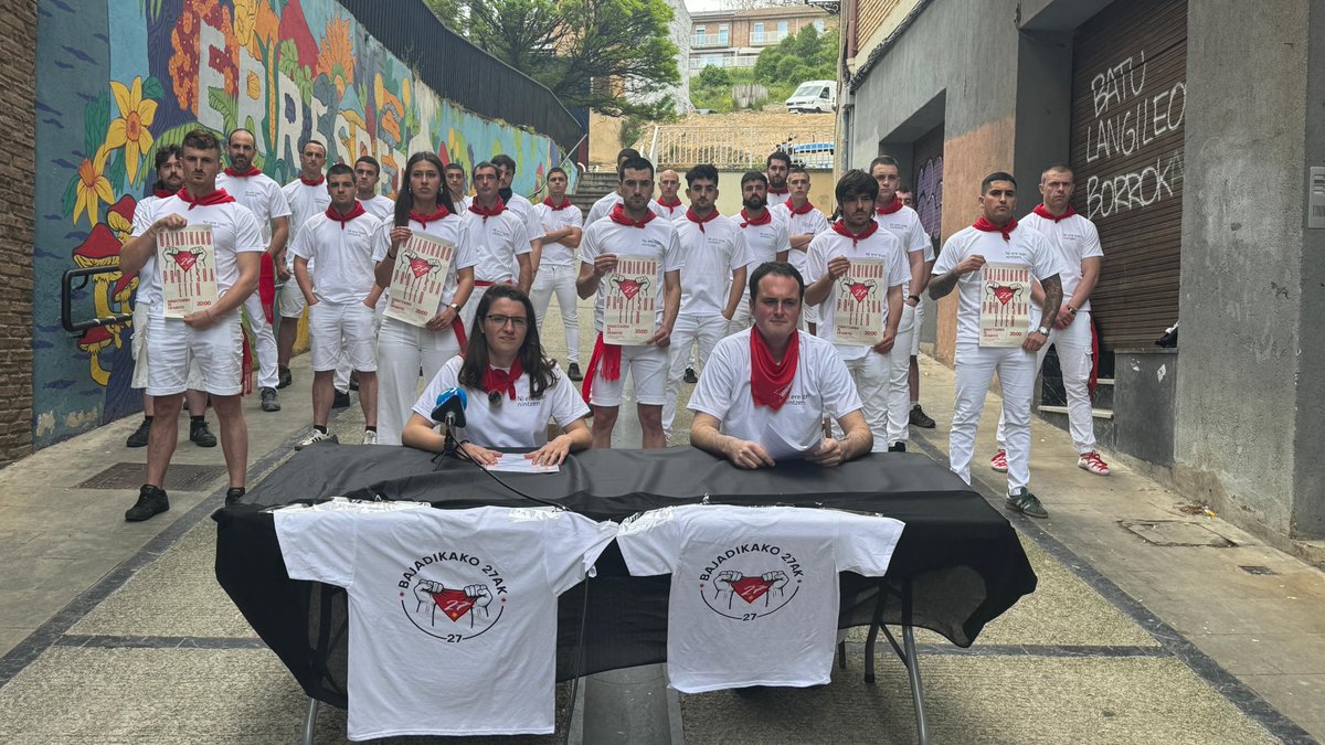 La alcaldesa de Lizarra, Marta Ruiz de Alda, agrede a un joven del municipio 

La versión difundida por UPN ha sido desmentida por los familiares y amigos del joven, que han explicado lo ocurrido el fin de semana y convocarán una rueda de prensa.

🔗diariosocialista.net/2025/05/27/la-…