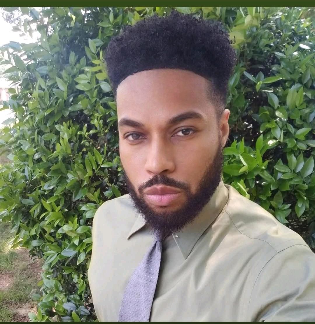 BryanOQuinn's tweet image. Certain Black people criticize  others for not sharing the same views or actions, or for not disliking the same things.  It's crucial to recognize  Black people, in general, are individuals with experiences that differ; respect is necessary! #BlackPeople  #BryanOQuinnQuotes