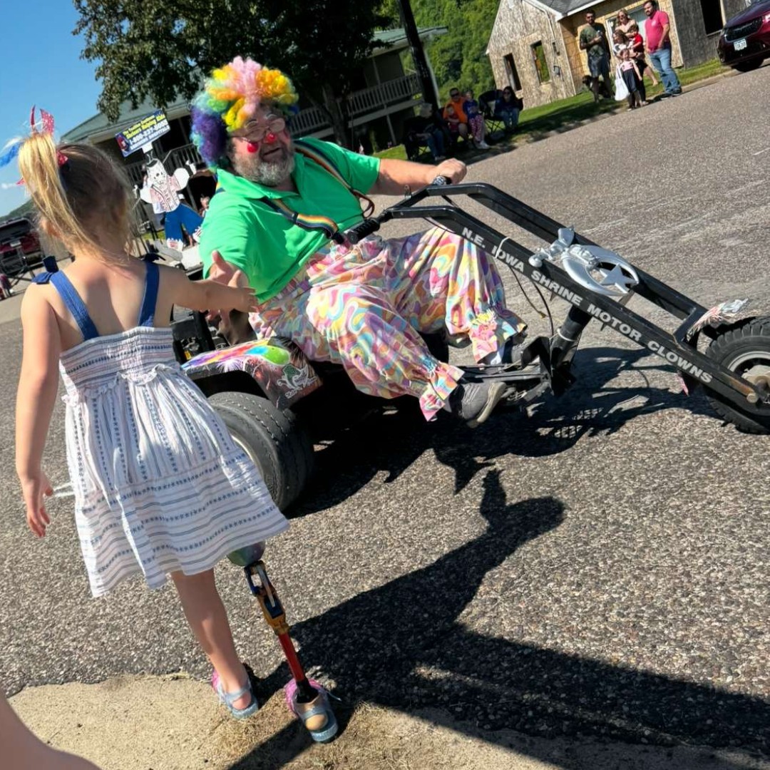 ShrinersTWI's tweet image. Who else is as excited about parade season as Leighton!? We love spotting our @Shriners friends in parades! Share your photos with us!
#Shriners #ShrinersChildrens