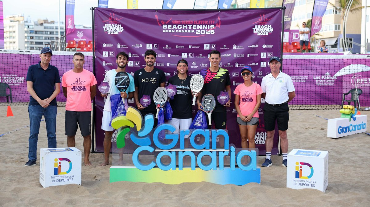 Tenis España (@rfetenis) on Twitter photo Antomi Ramos y Ariadna Costa, finalistas en la prueba mixta del #TenisPlaya Sand Series Classic de Gran Canaria ☀️🏖️
Los ganadores han sido:
🚹🚹 Gini🇮🇹/ Russo🇧🇷
🚺🚺 Gasparri🇮🇹/ Valentini🇮🇹
🚹🚺 Gasparri🇮🇹/ Cimatti🇮🇹
📲rfet.es/es/noticia/ant…
📸 <a href="/Centro_ApPROBA/">SSC Beachtennis Gran Canaria</a> Antomi Ramos y Ariadna Costa, finalistas en la prueba mixta del #TenisPlaya Sand Series Classic de Gran Canaria ☀️🏖️
Los ganadores han sido:
🚹🚹 Gini🇮🇹/ Russo🇧🇷
🚺🚺 Gasparri🇮🇹/ Valentini🇮🇹
🚹🚺 Gasparri🇮🇹/ Cimatti🇮🇹
📲rfet.es/es/noticia/ant…
📸 <a href="/Centro_ApPROBA/">SSC Beachtennis Gran Canaria</a>