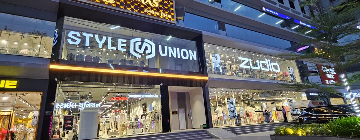 Ashish Kacholia (@luckyinvest_ark) on Twitter photo Style Union expands in to main street Vadodara with our new store at Alkapuri <a href="/styleunion_in/">STYLE UNION</a>
Please drop in for great quality, fashion, honest every day prices and a great shopping experience Style Union expands in to main street Vadodara with our new store at Alkapuri <a href="/styleunion_in/">STYLE UNION</a>
Please drop in for great quality, fashion, honest every day prices and a great shopping experience