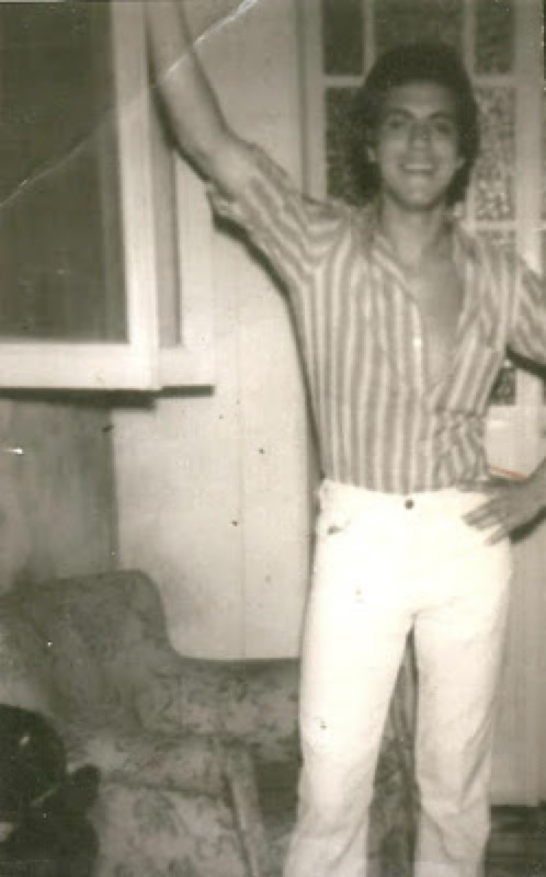 ANPIRomaPosti's tweet image. Operaio presso la "Sudamtex SA" e militante del PRT –ERP, #DanielMartinez venne sequestrato a #BuenosAires l' #1giugno 1976 dagli squadroni della morte dell'esercito argentino.Aveva 26 anni.
Non si hanno testimonianze riguardo ad un suo passaggio presso un #CCD.
Scomparso.