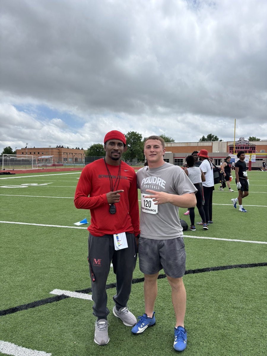 Garrett Sims (@sims_garre34858) on Twitter photo Surreal experience at McPherson College yesterday at the camp. Glad I could see the area and meet the coaching staff. Very grateful for the opportunity!
⚪️🐶🔴
<a href="/MACBulldogsFB/">McPherson Football</a> <a href="/CoachJenk1/">Chris Jenkins</a> <a href="/CoachLeppke/">Mitch Leppke</a> <a href="/Kaden_Beavers/">Kaden Beavers</a> <a href="/CoachJVerduin/">Jacob Verduin ‘23</a> <a href="/CoachKRocheford/">Kenton Rocheford</a> Surreal experience at McPherson College yesterday at the camp. Glad I could see the area and meet the coaching staff. Very grateful for the opportunity!
⚪️🐶🔴
<a href="/MACBulldogsFB/">McPherson Football</a> <a href="/CoachJenk1/">Chris Jenkins</a> <a href="/CoachLeppke/">Mitch Leppke</a> <a href="/Kaden_Beavers/">Kaden Beavers</a> <a href="/CoachJVerduin/">Jacob Verduin ‘23</a> <a href="/CoachKRocheford/">Kenton Rocheford</a>
