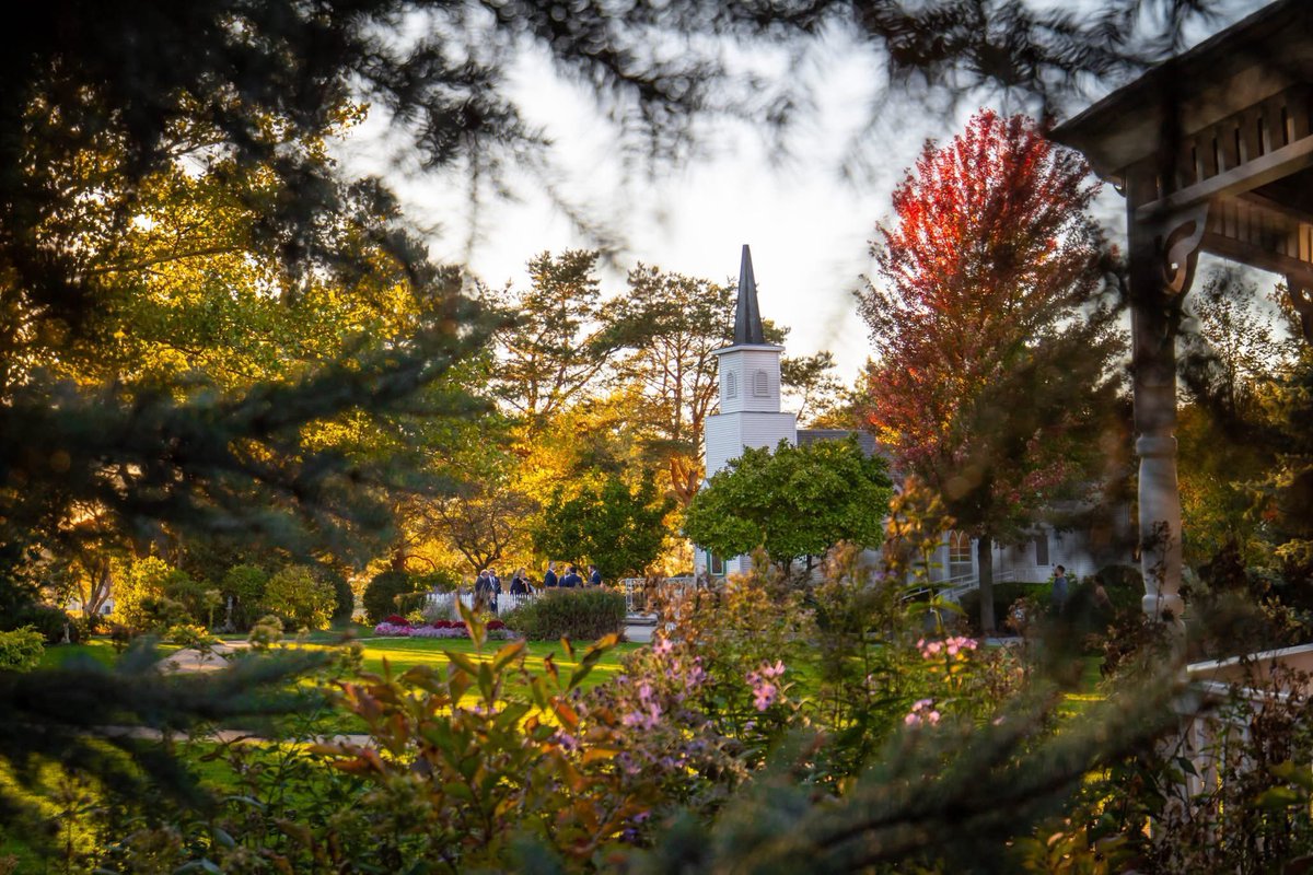 💍 Say “I do” in Sycamore! 💐✨ From charming historic venues to scenic outdoor settings, our town is the perfect place to begin your forever. Let Sycamore be the backdrop to your most beautiful memories. 💕

📸: Chapel in the Pines Wedding &amp; Banquet Center