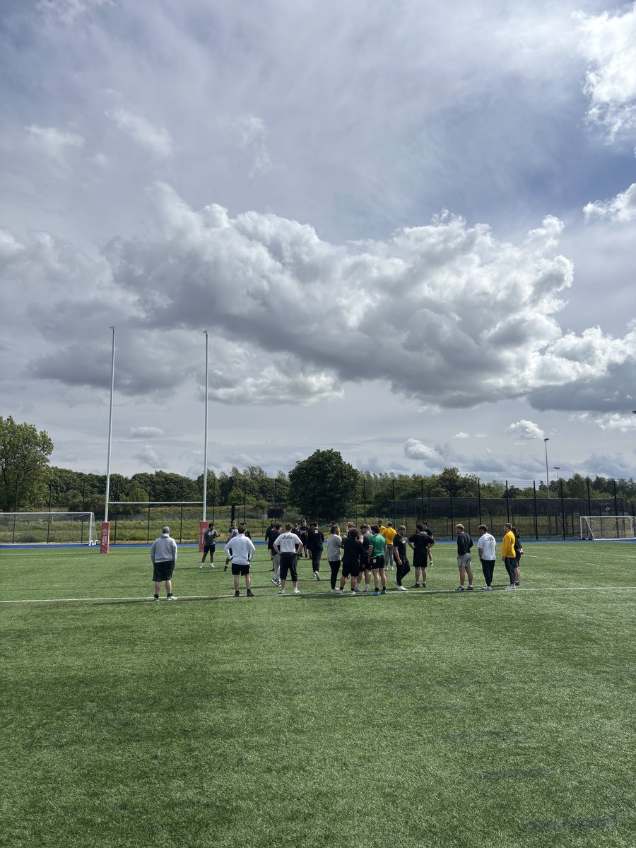 Coach Alastair Montgomery (@coachamont) on Twitter photo Pleasure to welcome <a href="/CentreFootball/">Centre College Football</a> to Peffermill, home of The University of Edinburgh Football Club, for a clinic and training session where our guys, and those from all over Scottish football, got to work and improve with the athletes and coaches from CC. <a href="/lachendro1/">Coach Lachendro</a> Pleasure to welcome <a href="/CentreFootball/">Centre College Football</a> to Peffermill, home of The University of Edinburgh Football Club, for a clinic and training session where our guys, and those from all over Scottish football, got to work and improve with the athletes and coaches from CC. <a href="/lachendro1/">Coach Lachendro</a>