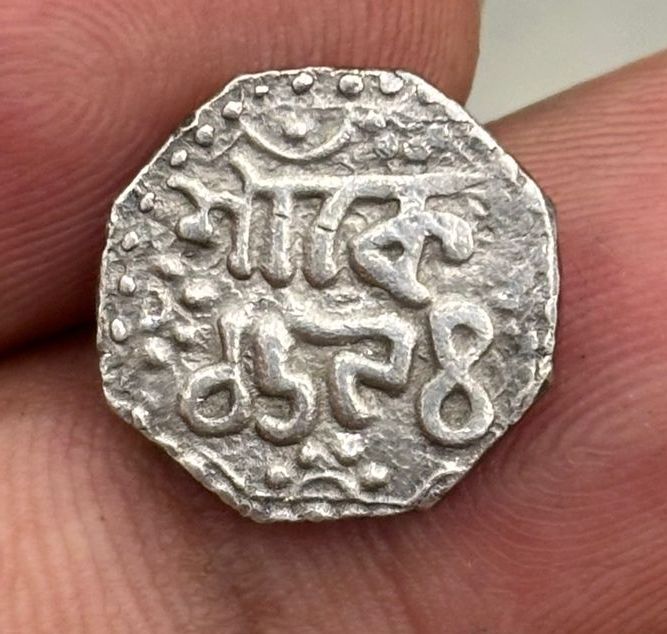 nabendubhadra's tweet photo. Kingdom of ASSAM Silver 1/4 RUPEE King LAKSHMI SINGHA Dated SK 1687
Price PM https://t.co/TATiz3OLIL