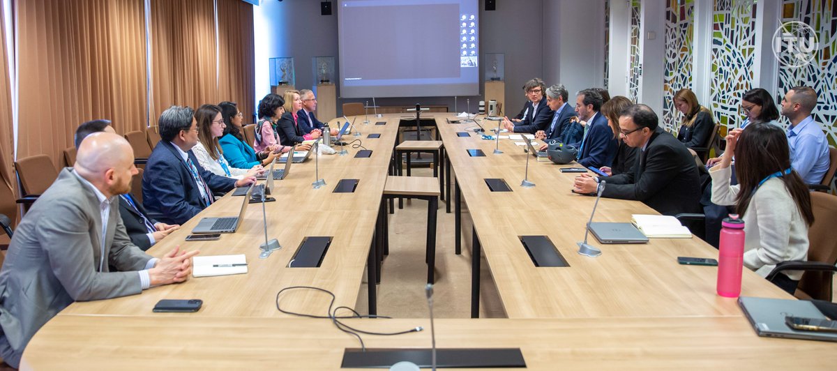 Tomas Lamanauskas (@tlamanauskas) on Twitter photo 6 weeks to go until <a href="/WSISprocess/">World Summit on the Information Society (WSIS)</a> & <a href="/AIforGood/">AI for Good 🇺🇳 #AIforGood</a>!🚀
Great energy at today's briefing w/ <a href="/UN/">United Nations</a> partners & big things ahead this July in Geneva. Let’s shape the digital future together!🌍🤝
#DigitalCooperation 6 weeks to go until <a href="/WSISprocess/">World Summit on the Information Society (WSIS)</a> & <a href="/AIforGood/">AI for Good 🇺🇳 #AIforGood</a>!🚀
Great energy at today's briefing w/ <a href="/UN/">United Nations</a> partners & big things ahead this July in Geneva. Let’s shape the digital future together!🌍🤝
#DigitalCooperation
