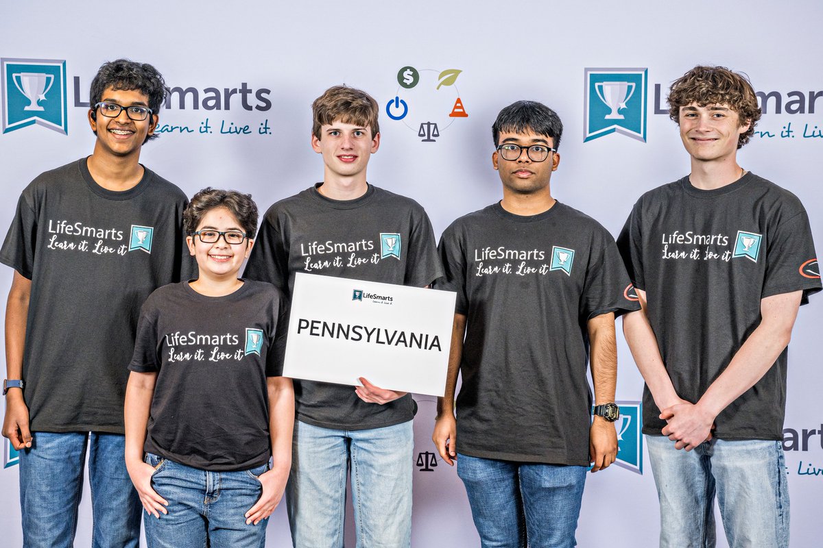 Cumberland Valley SD (@cvsdnews) on Twitter photo CVHS <a href="/LifeSmarts_org/">LifeSmarts</a> team proudly placed 4th at the 2025 National Championship in Chicago—out of 46 top teams nationwide! This marks their 4th trip to nationals, highlighting our students' skill & teamwork.
We are #CVProud of their hard work and excellence!👏
#PortraitOfAnEagle CVHS <a href="/LifeSmarts_org/">LifeSmarts</a> team proudly placed 4th at the 2025 National Championship in Chicago—out of 46 top teams nationwide! This marks their 4th trip to nationals, highlighting our students' skill & teamwork.
We are #CVProud of their hard work and excellence!👏
#PortraitOfAnEagle