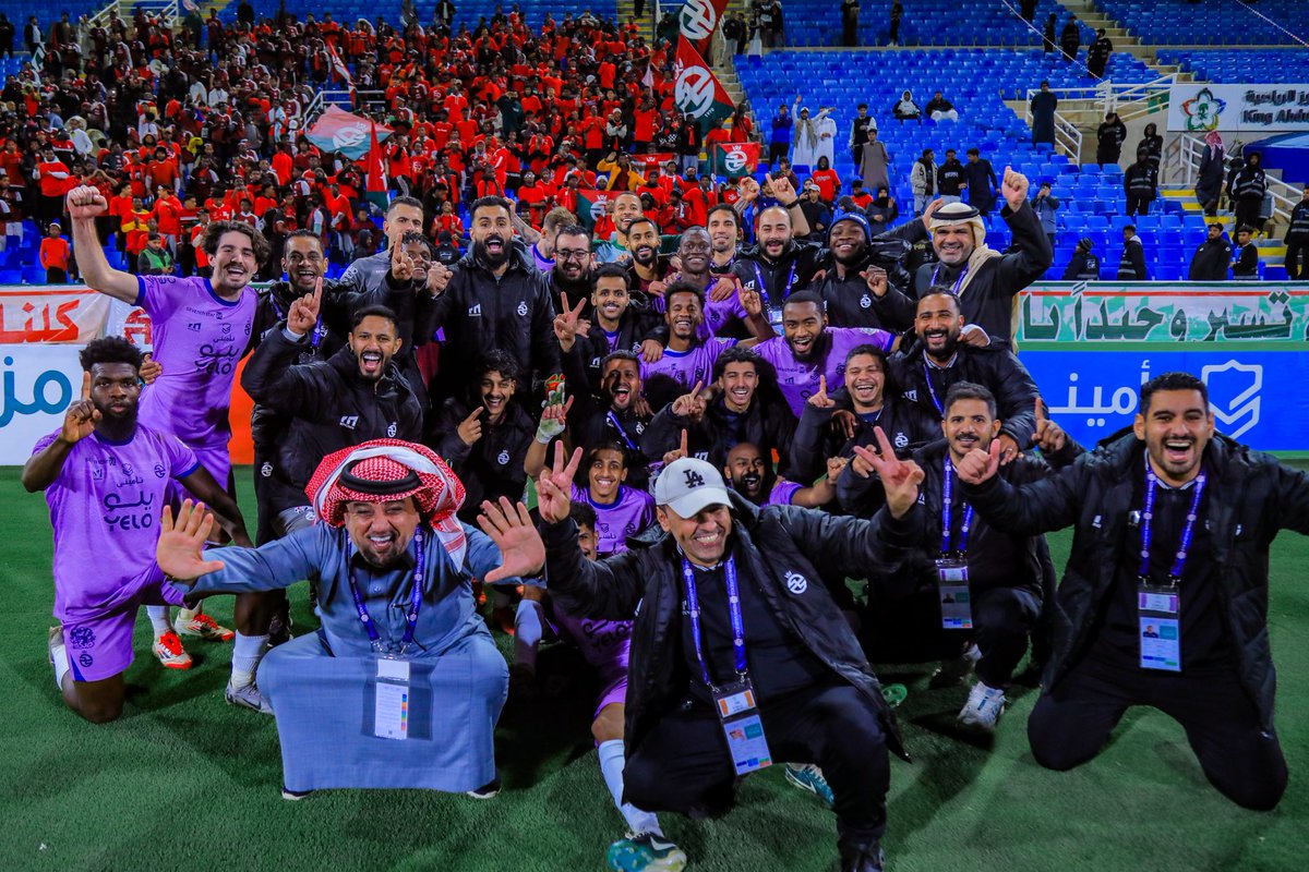 hamed4848's tweet photo. نهاية موسم كان شعاره العمل بروح التحدي وبذل كل الجهد لتحقيق الهدف الذي تعاهدنا من أجل تنفيذه من بداية الموسم، ونجحنا في تحقيق هدف البقاء الأهم وتجاوزناه إلى حصد 40 نقطة في أول مواسم الخلود في دوري روشن للمحترفين. 
شكراً للجميع؛ لاعبين ومدربين وإداريين ومجلس إدارة بقيادة أخي الكبير الأستاذ محمد الخليفة الذي يقوم بجهود ودعم كبير لخدمة فخر الرس.