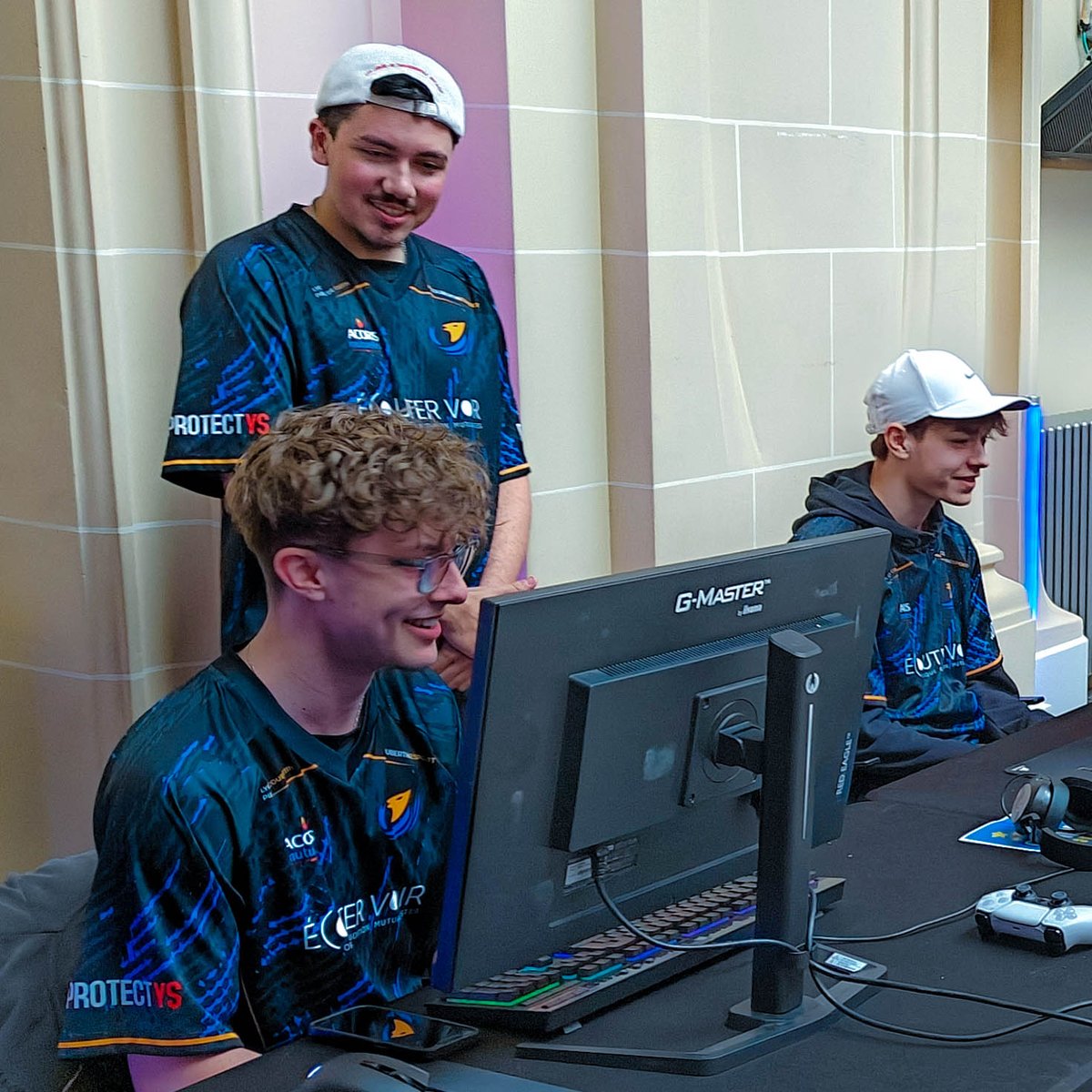 Helios Gaming (@heliosgamingfr) on Twitter photo Ce week-end c'était la première édition de la Nancy Esport Arena 🔥
C'était incroyable ! Vous étiez nombreux tout au long de la journée pour découvrir ce qu'avaient préparé les étudiants de la <a href="/EESC54/">CCI FORMATION EESC</a> de Laxou 👨🎓 Ce week-end c'était la première édition de la Nancy Esport Arena 🔥
C'était incroyable ! Vous étiez nombreux tout au long de la journée pour découvrir ce qu'avaient préparé les étudiants de la <a href="/EESC54/">CCI FORMATION EESC</a> de Laxou 👨🎓