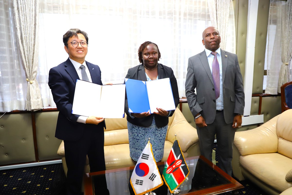 Ministry of Labour and Social Protection (@labourspke) on Twitter photo .<a href="/KenyaKoica/">KOICA Kenya Office</a> Country Director, Mr. Wankyu Park and <a href="/nita_kenya/">NITA Kenya</a> DG, Ms. Theresa Wasike at NSSF building during the signing of Record of Discussion (ROD) for the proposed NITA Athi River Project, in the presence of Secretary Administration @labourSPKE, Mr. Herman Shambi. .<a href="/KenyaKoica/">KOICA Kenya Office</a> Country Director, Mr. Wankyu Park and <a href="/nita_kenya/">NITA Kenya</a> DG, Ms. Theresa Wasike at NSSF building during the signing of Record of Discussion (ROD) for the proposed NITA Athi River Project, in the presence of Secretary Administration @labourSPKE, Mr. Herman Shambi.