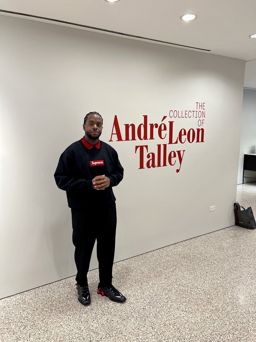 LegendaryLade's tweet image. I wrote about André Leon Talley’s auction in 2023 for @revolttv, attended the live auction in NYC, bid on and won one of his watches!
You can read all about what HE WANTED for his items instead of forming baseless opinions. revolt.tv/article/2023-0…