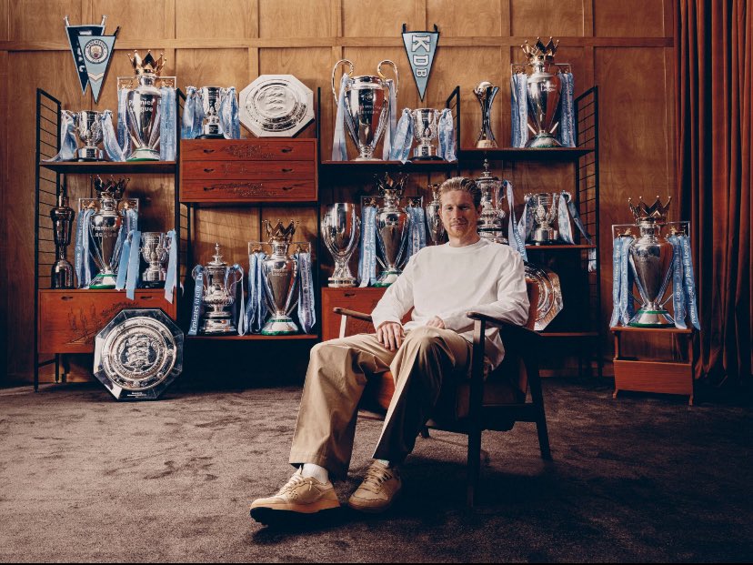 Kevin DeBruyne was released by Chelsea because he was considered a flop, but he became a legend at Manchester City. Do not let anyone define who you are 💯. Na who give up fuck up, better days ahead 💯.