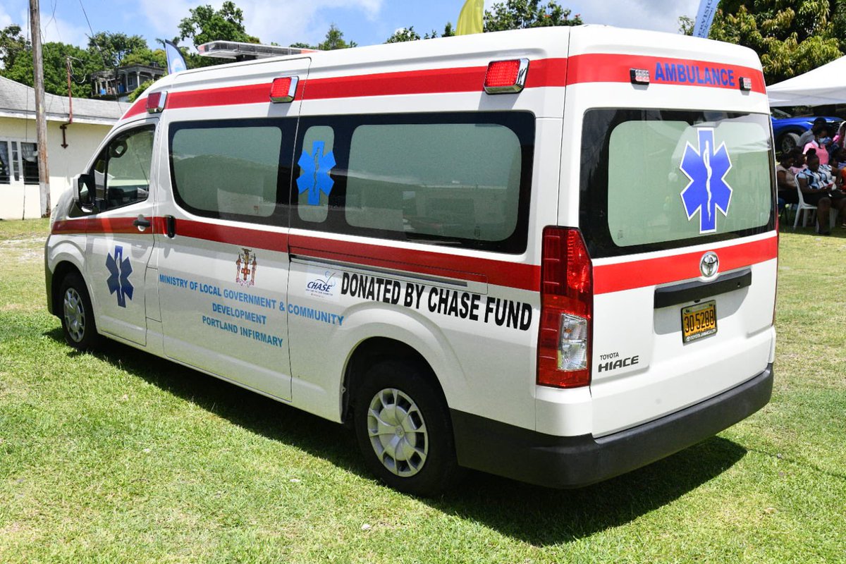 LocalGovJa's tweet image. #AnotherOne Hon. Desmond McKenzie accepted the ambulance donated to the Portland Infirmary by CHASE Fund. #LocalGovAtWork #SocialProtection
