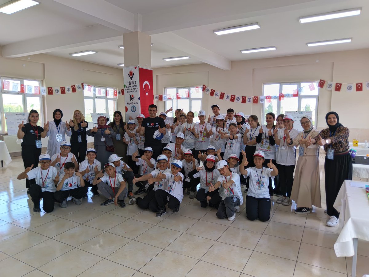 Okulumuzda düzenlenen TÜBİTAK 4006 Bilim Fuarı’nda öğrencilerimizin bilimsel çalışmaları büyük ilgi gördü.
🔬✨📚
Geleceğin bilim insanlarını destekleyen tüm paydaşlarımıza teşekkür ederiz.
“Başarı, emekle başlar!”
<a href="/kutahyamem/">Kütahya İl Millî Eğitim Müdürlüğü</a> <a href="/dumlupinarmem/">Dumlupınar İlçe Millî Eğitim Müdürlüğü</a> <a href="/myilmaz2023/">MUSTAFA YILMAZ 🟢</a> <a href="/TubaSinann/">Tuba SİNAN</a> <a href="/ArgeKutahya/">Kütahya ARGE</a>