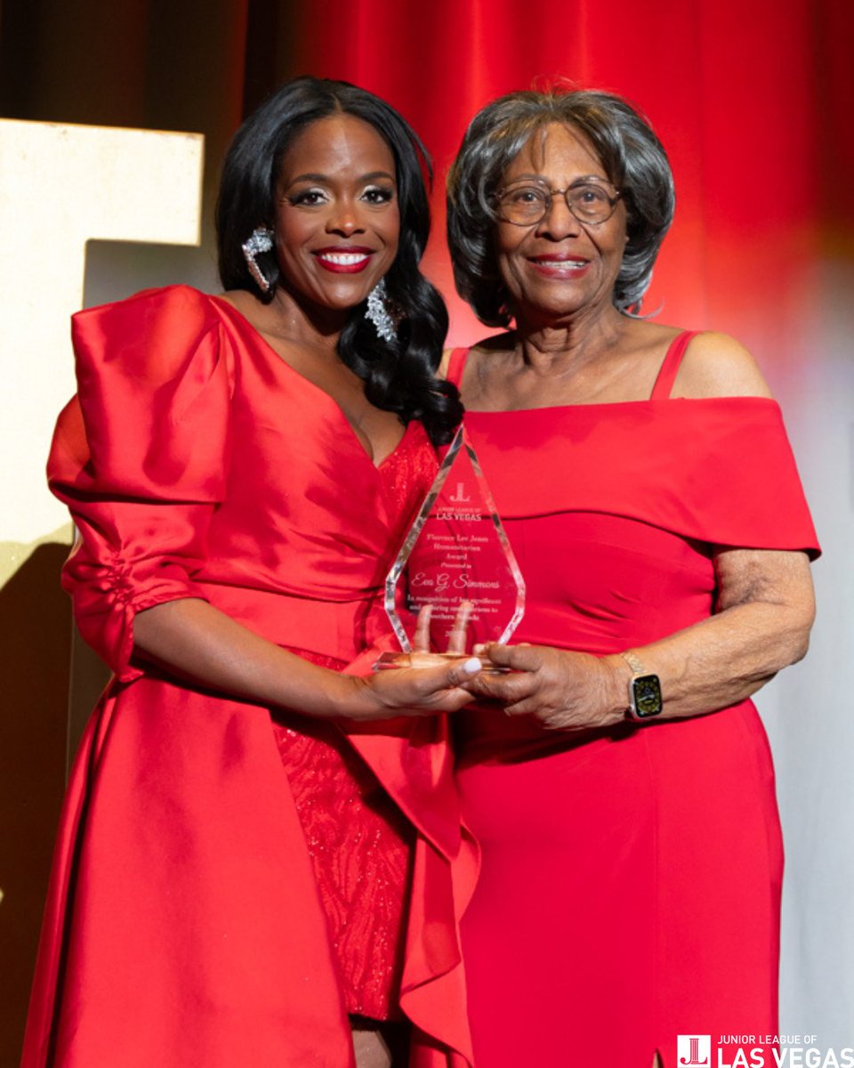 juniorleaguelv's tweet photo. A night of impact! โค๏ธ #JLLV's Paint the Town Red Gala honored incredible leaders: Sharon & Tamara Beatty Peterson, Eva Simmons, & Athar Haseebullah/ACLU of NV. Thanks to all who joined us! #StrongerTogether https://t.co/UQnRMF4LpE