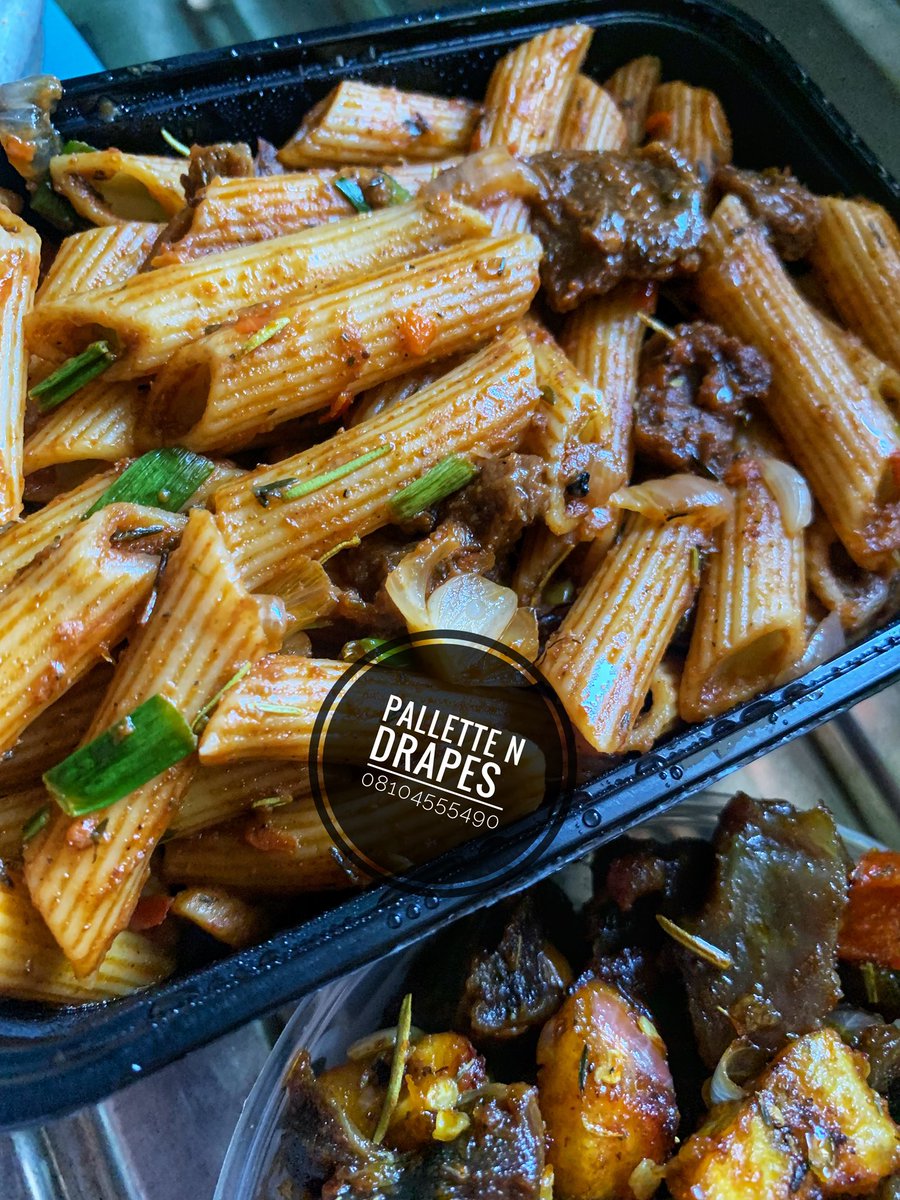 Some spicy beef penne pasta and gizdodo for a friend’s birthday 😍

It tasted so gooooood 🙌🙌🙌