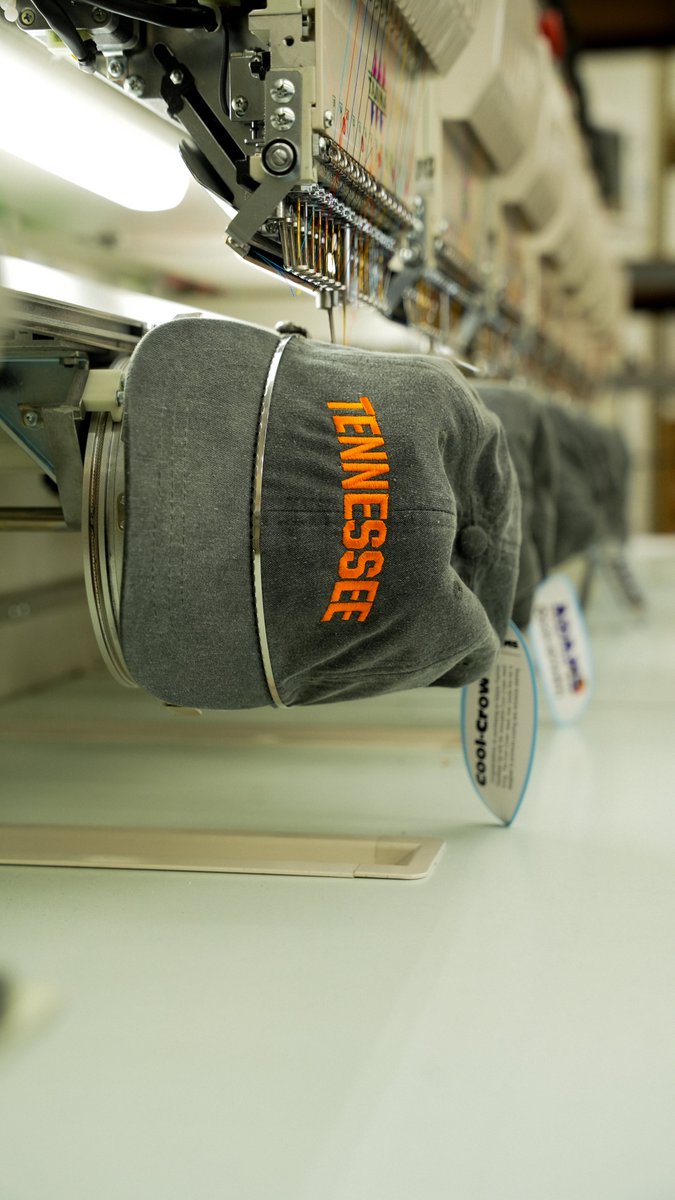 Thredsinc's tweet photo. Flipped every cap by hand—just in time for the Regionals.
The rally starts in the shop before it ever hits the dugout. 🧢🔥
Built for Tennessee. Built for baseball season.
#WeDoMore #Threds #Tennessee https://t.co/pAldpotUL4