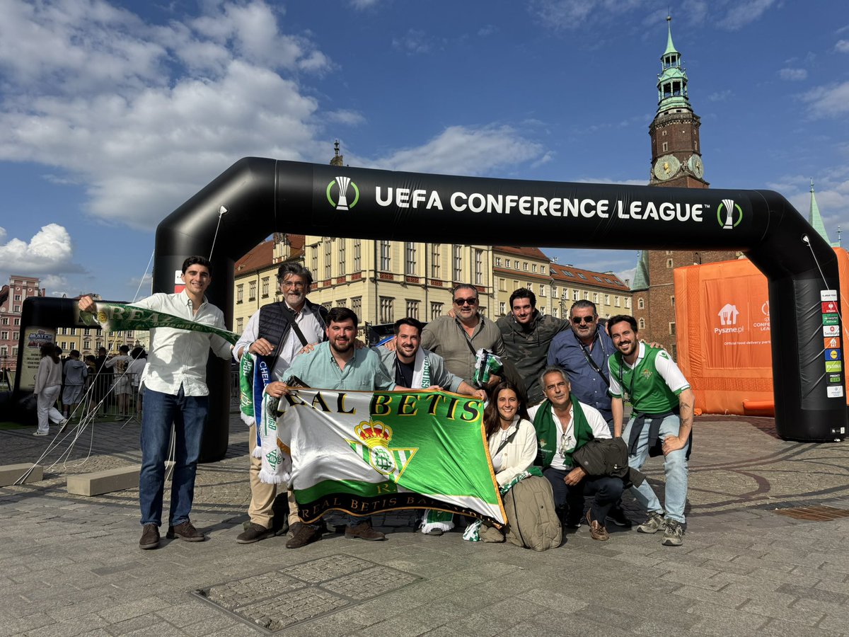 ManuelVarelaH's tweet photo. BETIS https://t.co/s4PEcRLLi8