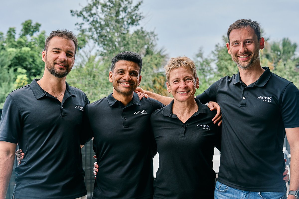 🇮🇳 Shubhanshu Shukla to Axiom ground staff and technical team: “Thank you so much for your contribution, I may not know you personally but I understand that it is each one of you that have contributed to this mission being a success and am sure it will be a success."

Indian