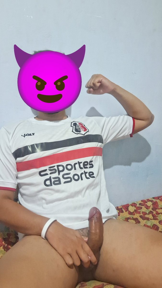TricolorRec's tweet photo. Tava com tanto tesão que acabei desperdiçando leite… 💦

Quem vai me ajudar a não deixar cair uma gota da próxima vez? 😈

https://t.co/kCFSXBvfMM https://t.co/qViVkVImXE