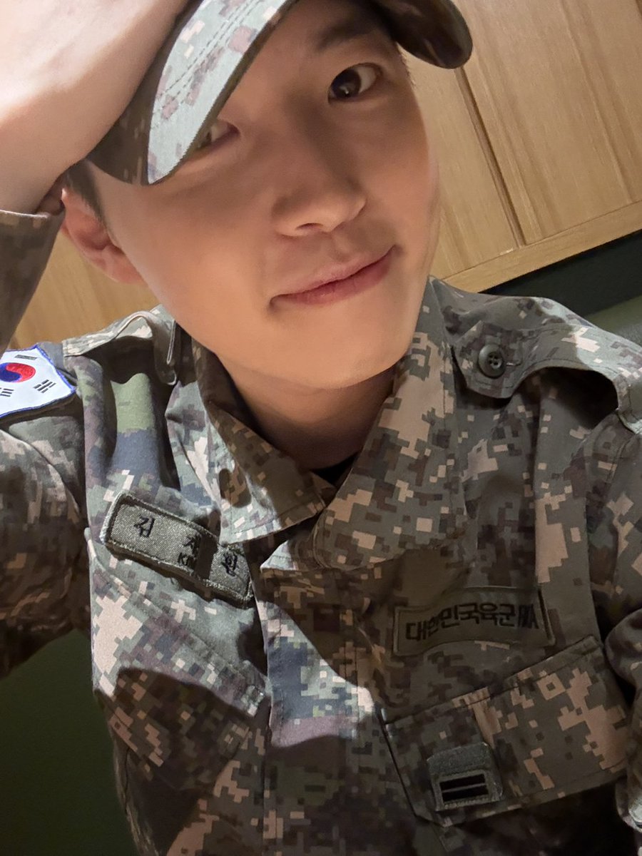 #김재환 생일 추카해줘서 감삼다잇!!!!🫶
🔗m.cafe.daum.net/KJHOfficial/mE…