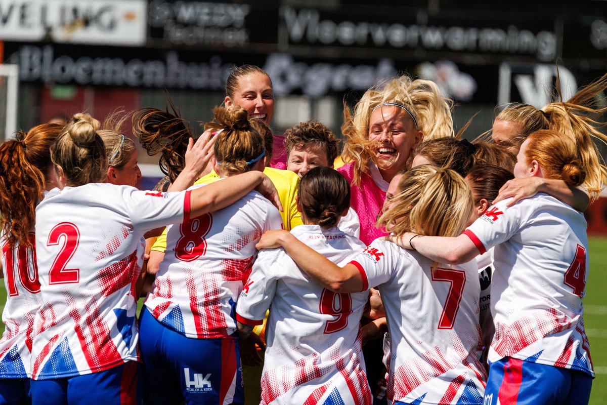 UK Armed Forces Football Women (@ukafwomen) on Twitter photo Let’s take a look at 7 days ago…..
💥 🏆 🇬🇧 🎥
👏🏻👏🏻 <a href="/BFBSSport/">BFBS Sport</a> <a href="/ForcesNews/">BFBS Forces News</a>
forcesnews.com/sport/football… Let’s take a look at 7 days ago…..
💥 🏆 🇬🇧 🎥
👏🏻👏🏻 <a href="/BFBSSport/">BFBS Sport</a> <a href="/ForcesNews/">BFBS Forces News</a>
forcesnews.com/sport/football…