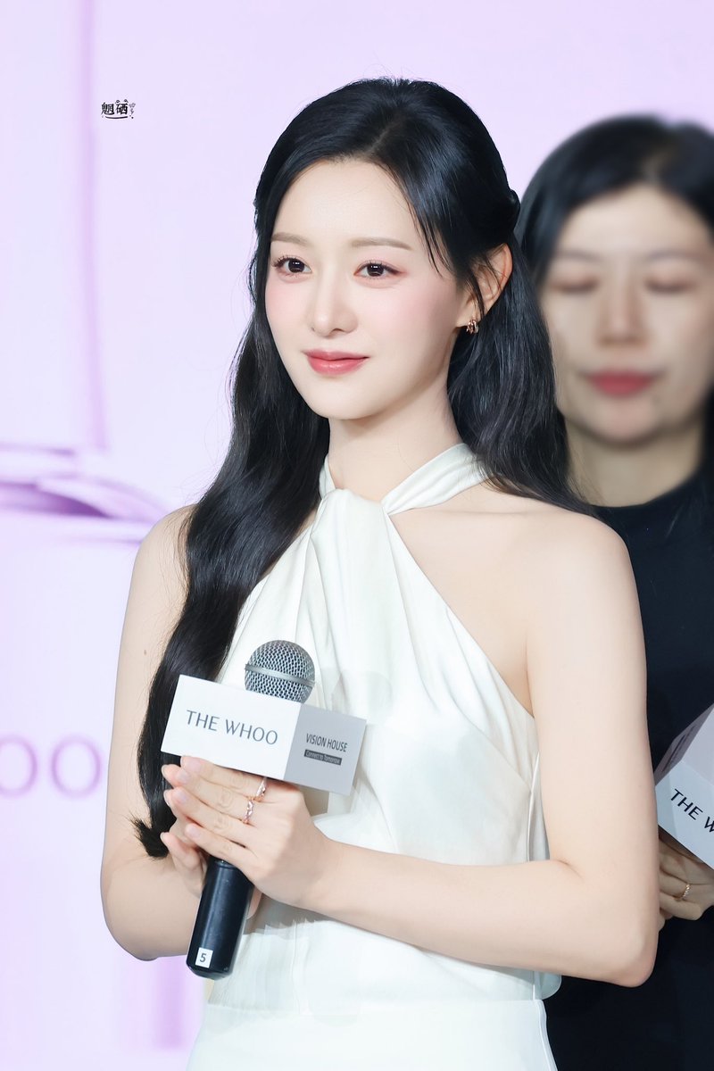 wangxi_1019's tweet photo. 𝟮𝟬𝟮𝟱𝟬𝟱𝟮𝟳 𝗧𝗛𝗘 𝗪𝗛𝗢𝗢

#김지원 #KimJiWon https://t.co/XaPUSDzkOU