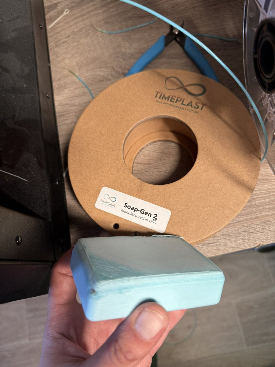 Testing out Timeplast’s “soap” filament 🧼— not the easiest to dial in, but I’m tweaking the print profile on the Prusa Core One. Let’s make it work 💪🧠 #3DPrinting #PrusaCoreOne