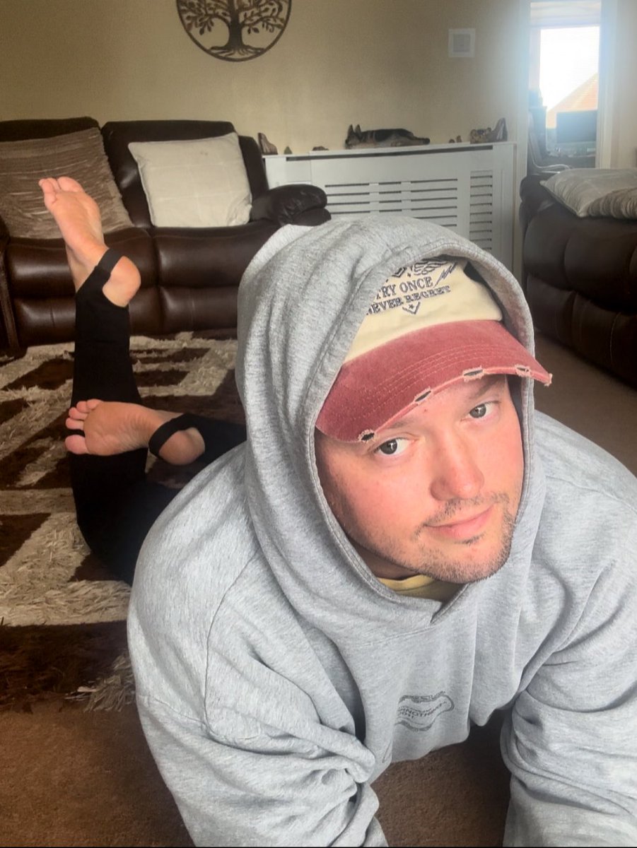 This is me subtly hinting that I’m ready to be hogtied 🤷🏻‍♂️