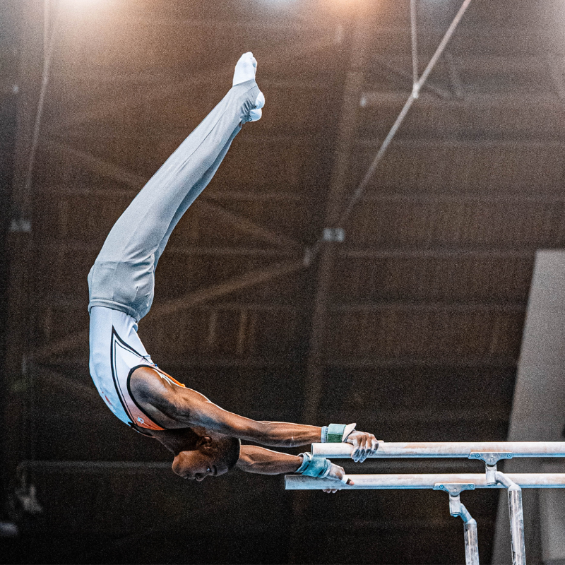 TeamNLtweets's tweet photo. 🤸 | EK TURNEN

Vandaag komen de mannen in actie, met o.a. debutant Elijah Faverus.

In 2022 deed hij nog mee aan het Europees Jeugd Olympisch Festival in Slowakije.

‘’Daar is het grote denken begonnen. Ik zag die goede jongens en wist: daar wil ik ook staan!’’

#TeamNL