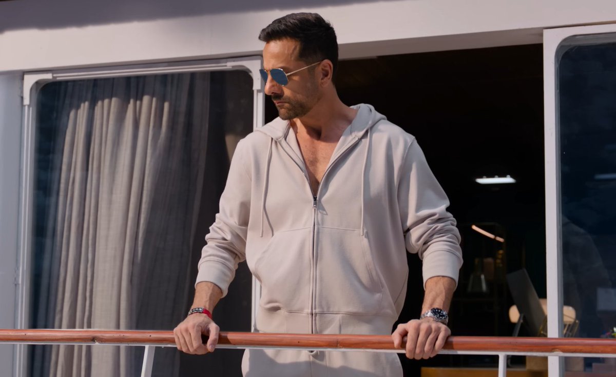 #FardeenKhan is finally back on the big screen 💥💥💥

And this time he is in a completely different AVATAR from what we’ve seen before ! 🥶👌🏻COMEBACKs like these are rare, and it’s genuinely nice to see him shine again in #Housefull5 🔥 <a href="/FardeenFKhan/">Fardeen Feroz Khan</a>