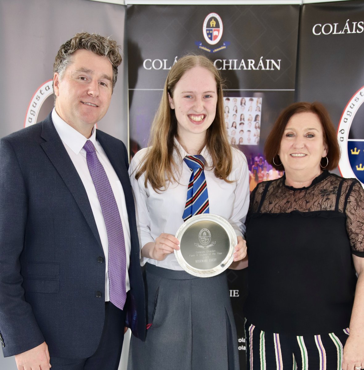 Coláiste Chiaráin (@colaiste) on Twitter photo This week, the 5th Year Subject Awards in <a href="/colaiste/">Coláiste Chiaráin</a> celebrated the incredible talents across our school community.
Huge congrats to Rosemary Lucey on being named 5th Year Student of the Year!
See all the 5th year recipients
instagram.com/share/BAKxdg4e…
And
instagram.com/share/_1JznZHEG This week, the 5th Year Subject Awards in <a href="/colaiste/">Coláiste Chiaráin</a> celebrated the incredible talents across our school community.
Huge congrats to Rosemary Lucey on being named 5th Year Student of the Year!
See all the 5th year recipients
instagram.com/share/BAKxdg4e…
And
instagram.com/share/_1JznZHEG