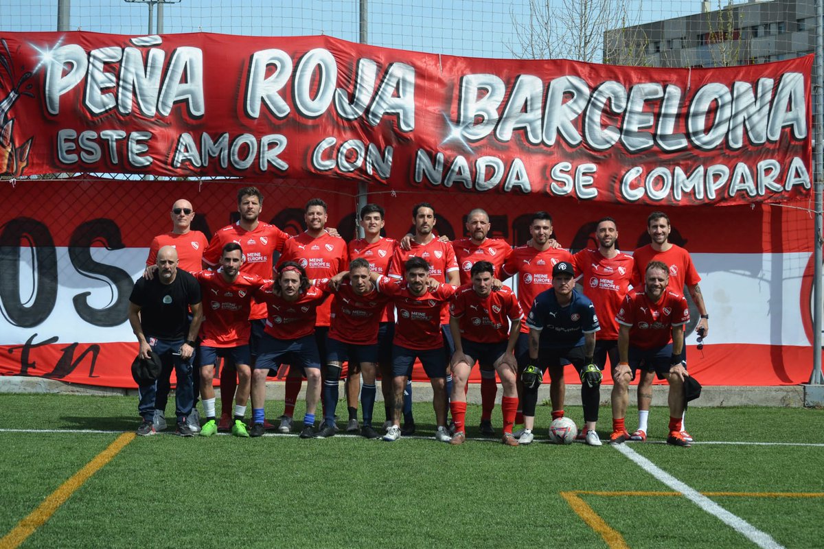 Estas en Barcelona y queres formar parte del equipo, comunicate con nosotros. 💪💪#TodoRojo <a href="/CaiPenias/">PeñasCAI</a>
<a href="/Independiente/">C. A. Independiente</a> <a href="/SoydelRojoCom/">SoyDelRojo.com 👹</a> <a href="/DeLaCunaAlInf/">De La Cuna Al Infierno</a> <a href="/InfiernoRojo/">InfiernoRojo.com</a>