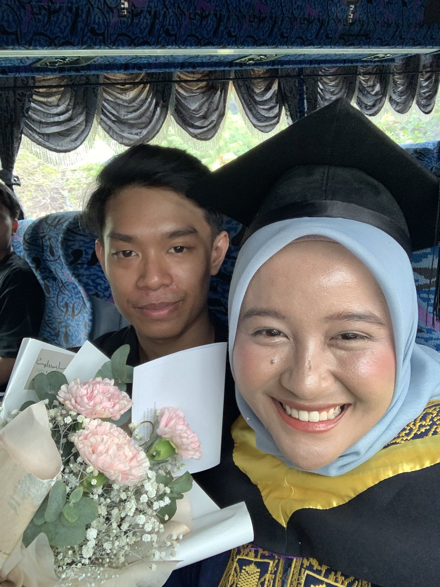 najlxlee's tweet photo. - End of chapter - 🤍🫂 i love you to the moon and back. https://t.co/z1G71Ft9ie