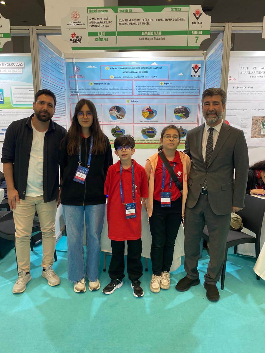 Ankara'da yapılan 19. TÜBİTAK 2204B Ortaokul Öğrencileri Araştırma Projeleri Türkiye Finallerinde, Özel Yeteneklilerin Geliştirilmesi Daire Başkanı Sayın Adnan GÜRBÜZ ile Ölçme Değerlendirme ve Sınav Hizmetleri Genel Müdürlüğünde Daire Başkanı Sayın Oktay KILIÇ,  Kimya alanı ve