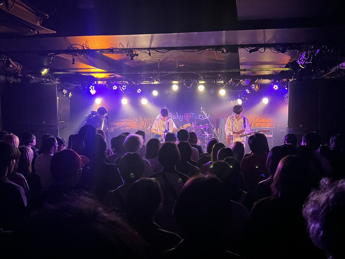 RubyTuesday_HOT's tweet image. 【PURPLE BUBBLE】
熱いライブありがとうございました!
結成1年とは信じられないです!
ナツメグが良い曲すぎ!!