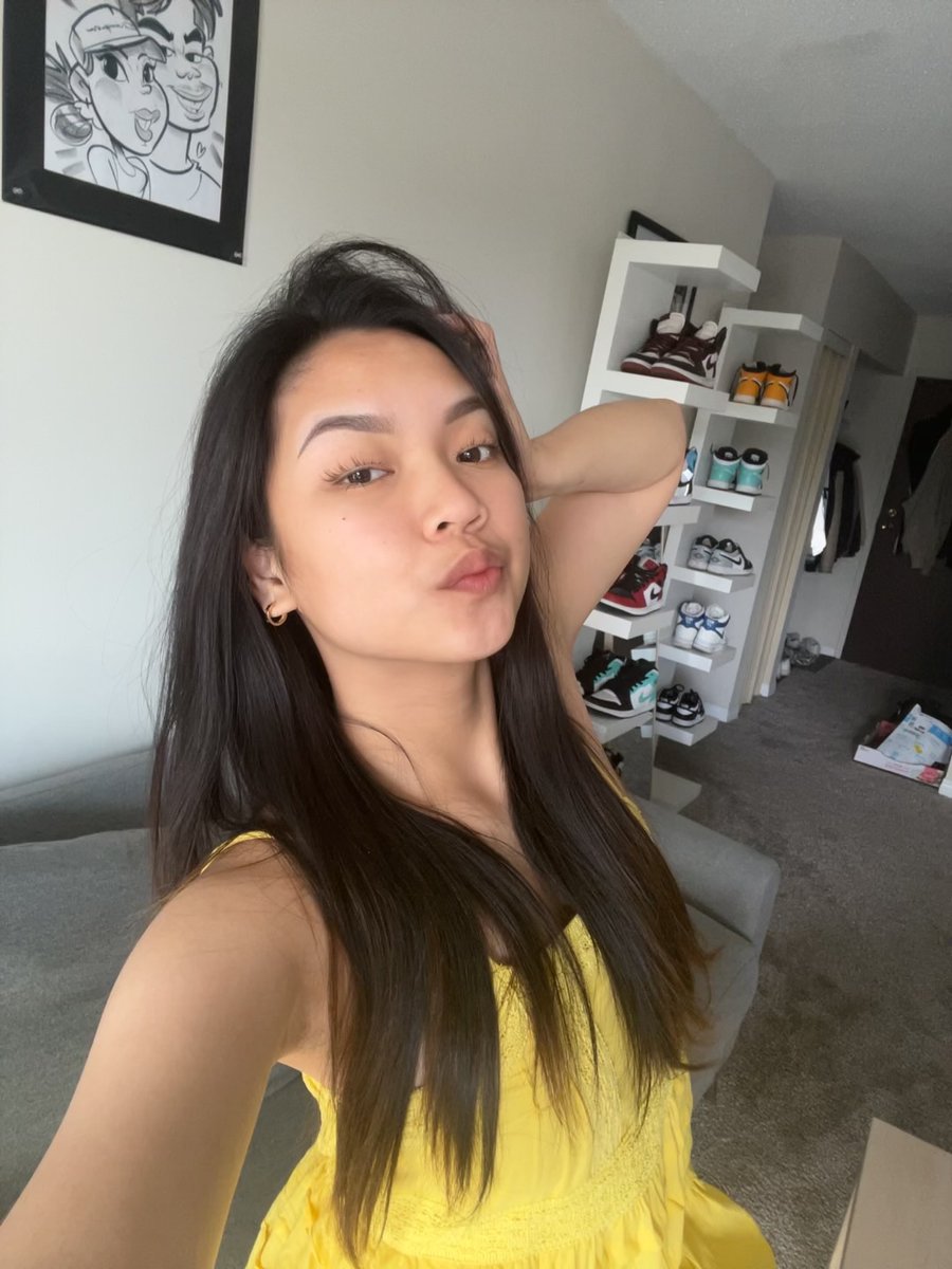 sheenamnc's tweet photo. post ko dito pang proof of life 🫨 https://t.co/QRfH29vStS