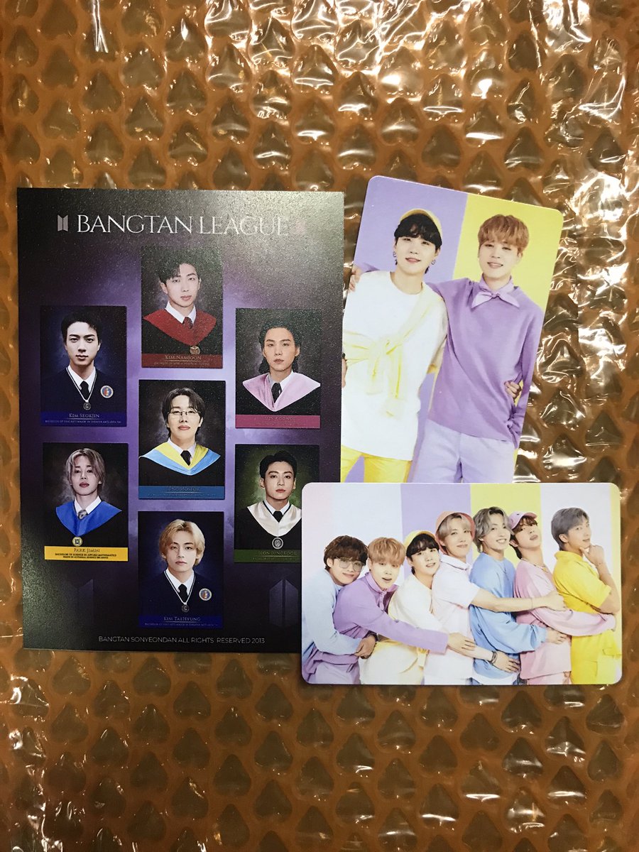joonieround's tweet photo. thank you so much po for appreciating my effort to stream dsylm thru this gift @chimky9597 &amp; @Seven7StarsPH 🥹 may ot7 pic na ako na pwedeng i-frame finally hehe ang ganda ng quality so much 🤩 will continue streaming for jin &amp; for bts 💜🌈 https://t.co/Kl9ZfO7Xz2