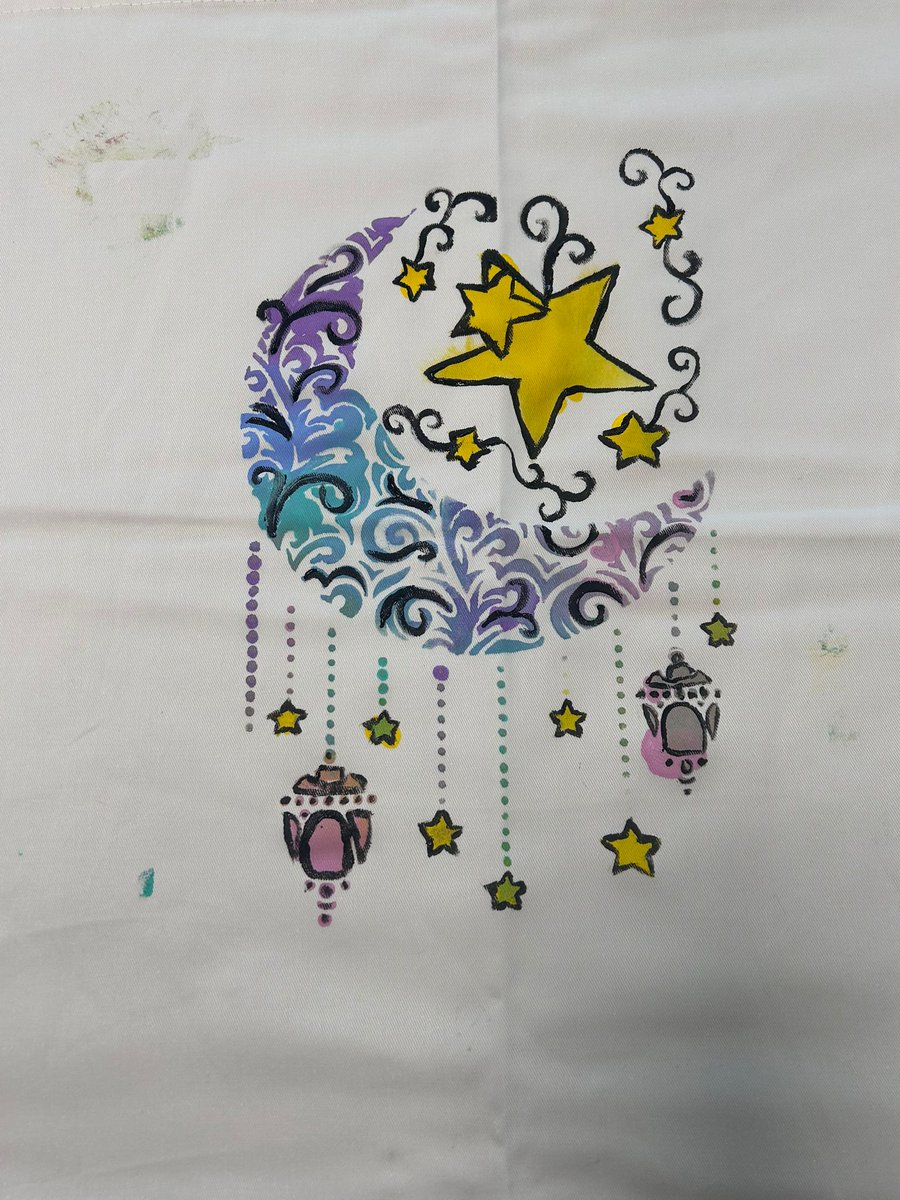 Sunflower House (@sfhalderhey) on Twitter photo Thank you to the arts team at Alder hey for arranging our lovely art session this morning with one of the artists.
The young people enjoyed doing some stencil painting onto fabrics!
<a href="/AlderHey/">🏥 Alder Hey 💙</a>
#SFH🌻 Thank you to the arts team at Alder hey for arranging our lovely art session this morning with one of the artists.
The young people enjoyed doing some stencil painting onto fabrics!
<a href="/AlderHey/">🏥 Alder Hey 💙</a>
#SFH🌻